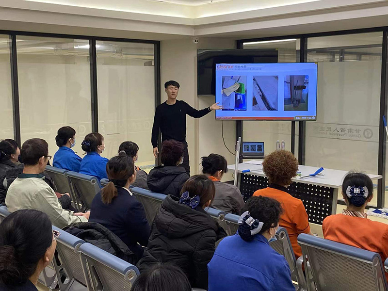 “17c.嫩草网在线观看免费公司向甘肅省人民醫院分享醫（yī）院保潔標準化的理念及落地案例的實踐經驗