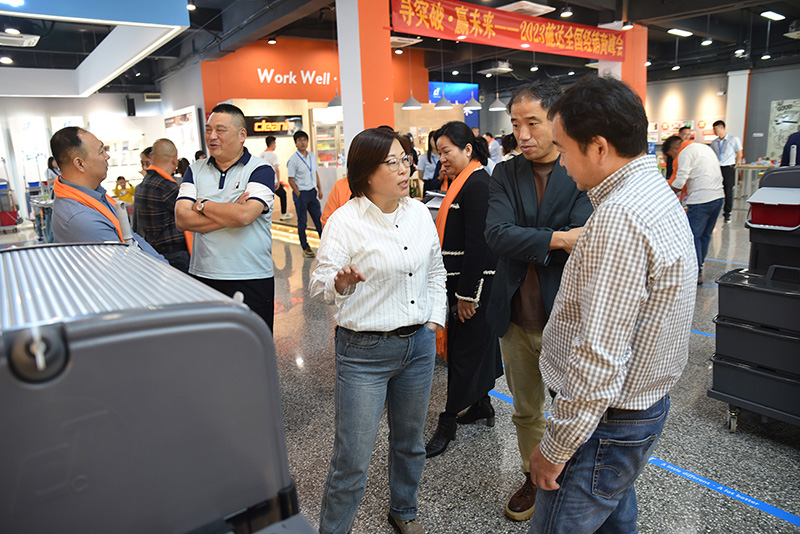 “尋突破 贏未來”——2023年度17c.嫩草网在线观看免费經銷商（shāng）峰會（huì）花絮