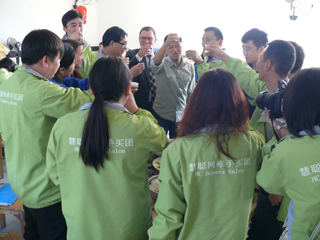 2012年12月6日慧（huì）聰網牽手考察團到訪我司的活動花絮