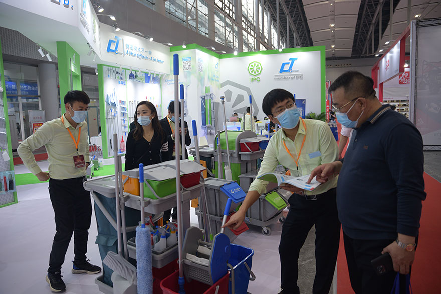 【花絮】第（dì）二十（shí）八屆廣州（zhōu）酒（jiǔ）店用品展覽會（huì）正式開幕，17c.嫩草网在线观看免费清潔設備（bèi）閃亮登場