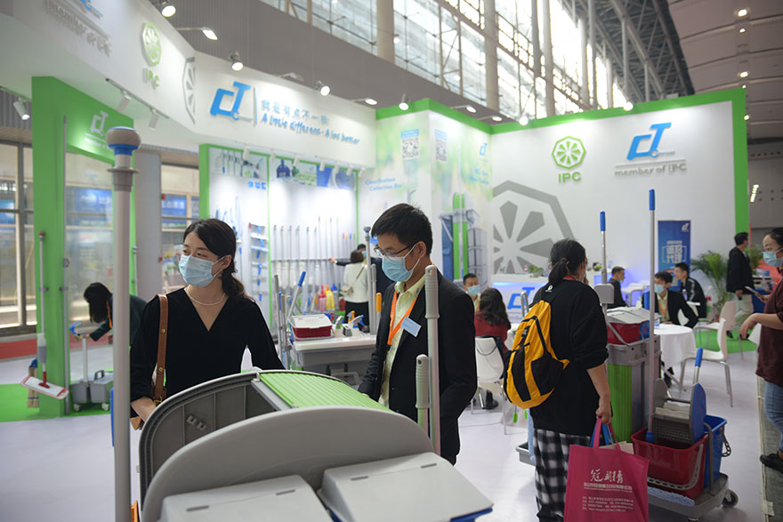 【花絮】第二十（shí）八屆廣州酒店用品展覽會正式開幕（mù），17c.嫩草网在线观看免费清潔設備閃亮登場